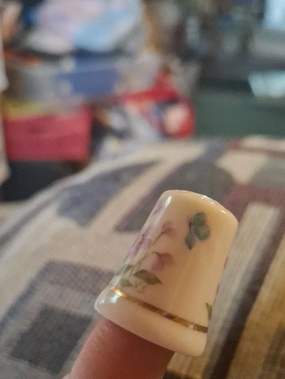 Porcelain Floral Thimble with Gold Band